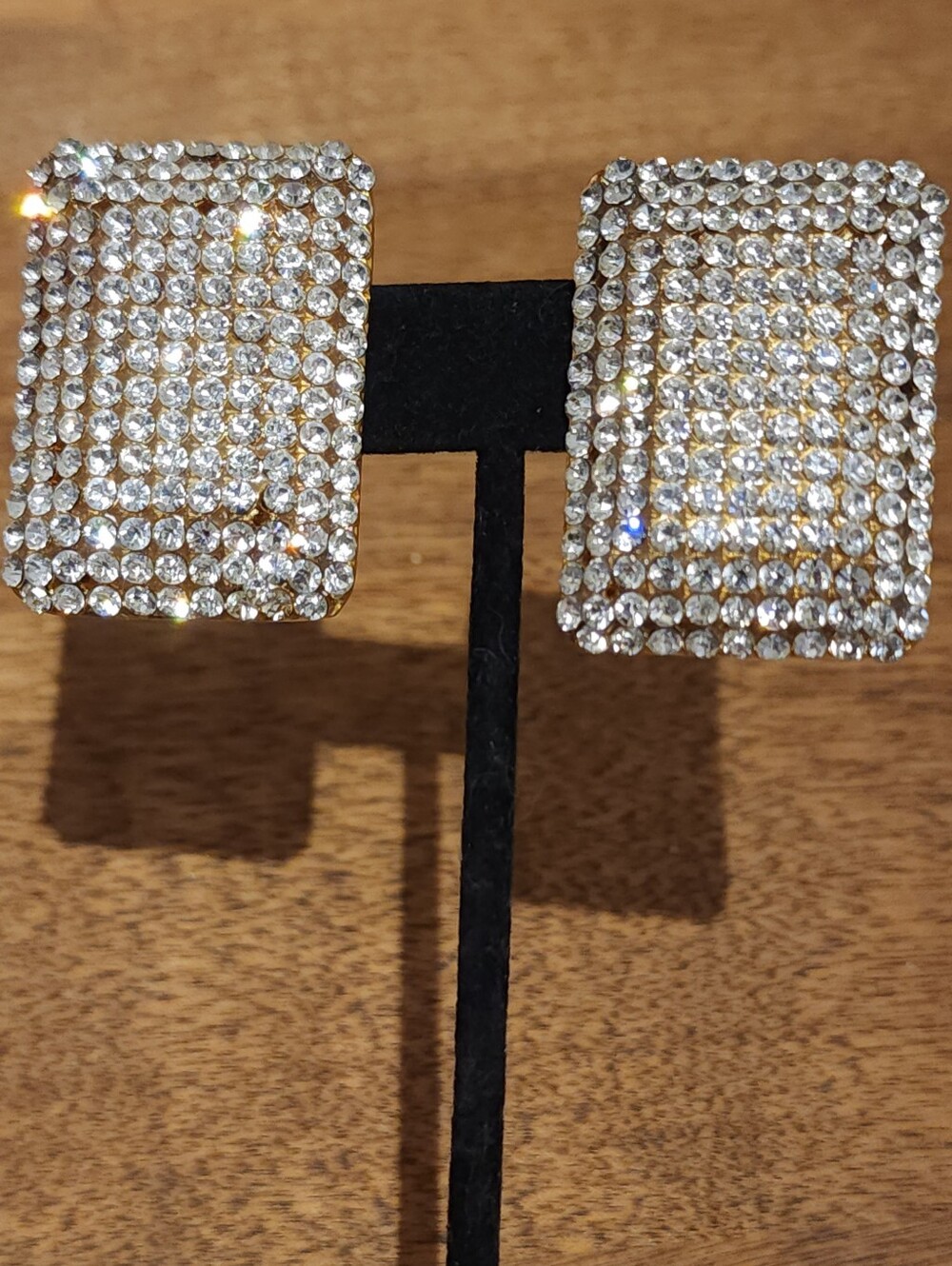 Mint 1980s Sparkly Italian Idemaria Gold Tone Rhinestone Clip-On Earrings